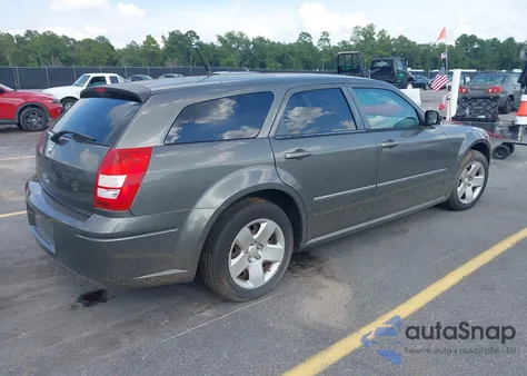 2008 Dodge Magnum from USA, damaged, VIN 2D4FV47T58H251612